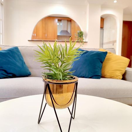 D4: Design & Relax In The City Malaga Exterior photo